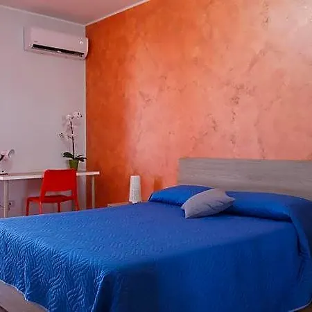 Bed & Breakfast Mediterraneo 3*