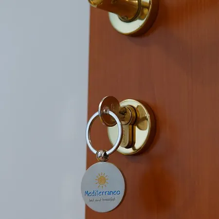 Mediterraneo לינה וארוחת בוקר 3*