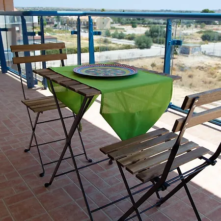 Mediterraneo לינה וארוחת בוקר 3*